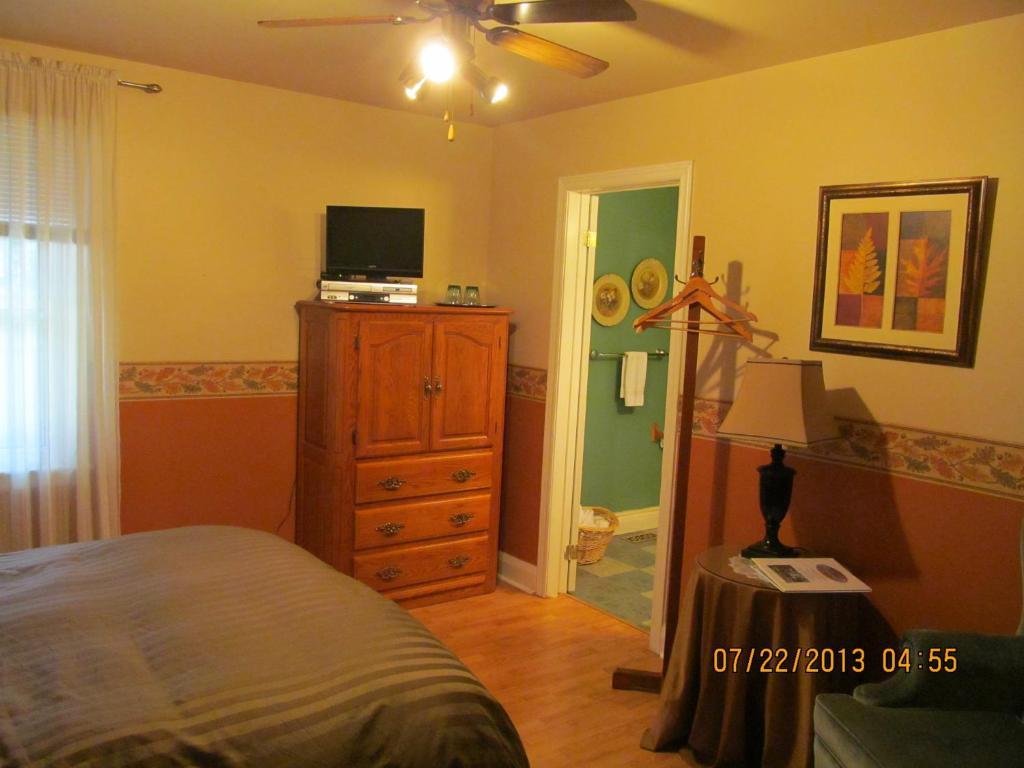بيتربورو Twin Pines Bed And Breakfast الغرفة الصورة